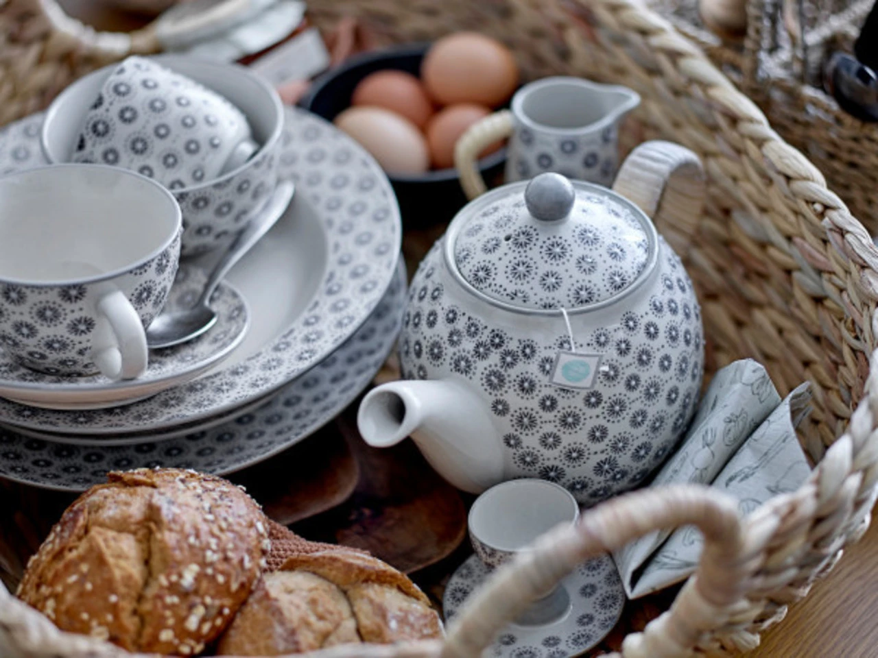 Bloomingville Elsa Pasta Bord - Set Van 6 Stuks Ø28xH4 Cm 4 Bloomingville Elsa Pasta Bord - Set Van 6 Stuks Ø28xH4 Cm - Afbeelding 4