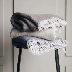 House Doctor Alice Plaid Beige 200x140cm 7 House Doctor Alice Plaid Beige 200x140cm -Bloomingville Verkoopwinkel house doctor alice plaid beige 200x140cm 2