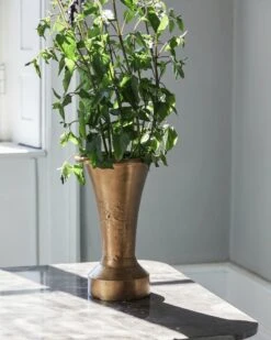 House Doctor Florist Vaas - 211150401 -Bloomingville Verkoopwinkel house doctor florist vaas 211150401 2