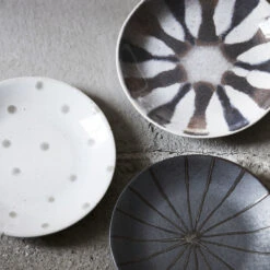 House Doctor Suns Borden Donkerbruin - Set Van 12 Stuks 7 House Doctor Suns Borden Donkerbruin - Set Van 12 Stuks -Bloomingville Verkoopwinkel house doctor suns borden donkerbruin set van 12 st 2