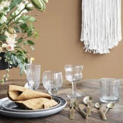 House Doctor Vintage Rood Wijnglas Ø8x9cm - Set Van 12 Stuks -Bloomingville Verkoopwinkel house doctor vintage rood wijnglas 8x9cm set van 1 2