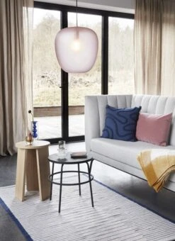 Hubsch Bijzettafel Metaal/hout - Zwart 5 Hubsch Bijzettafel Metaal/hout - Zwart -Bloomingville Verkoopwinkel hubsch bijzettafel metaal hout zwart 2