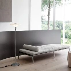 Louis Poulsen PH 3½-2½ Staande Lamp Chroom - 5744162199 -Bloomingville Verkoopwinkel louis poulsen ph 3 2 staande lamp chroom 574416219 3