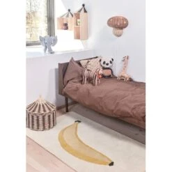 OYOY Banana Vloerkleed - M107317 -Bloomingville Verkoopwinkel oyoy banana vloerkleed m107317 2