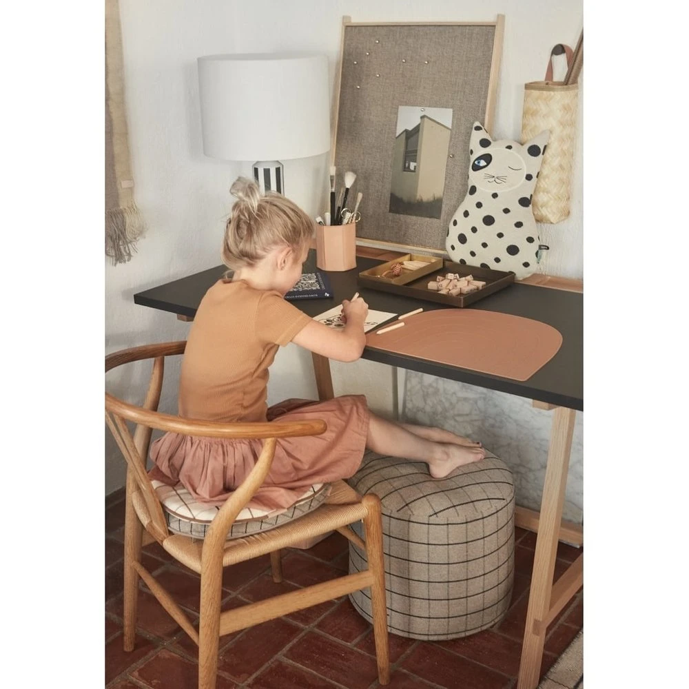 OYOY Grid Poef Clay - L10091 3 OYOY Grid Poef Clay - L10091 - Afbeelding 3