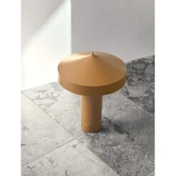 OYOY Hatto Tafellamp Saffraan - L300698 -Bloomingville Verkoopwinkel oyoy hatto tafellamp saffraan l300698 4